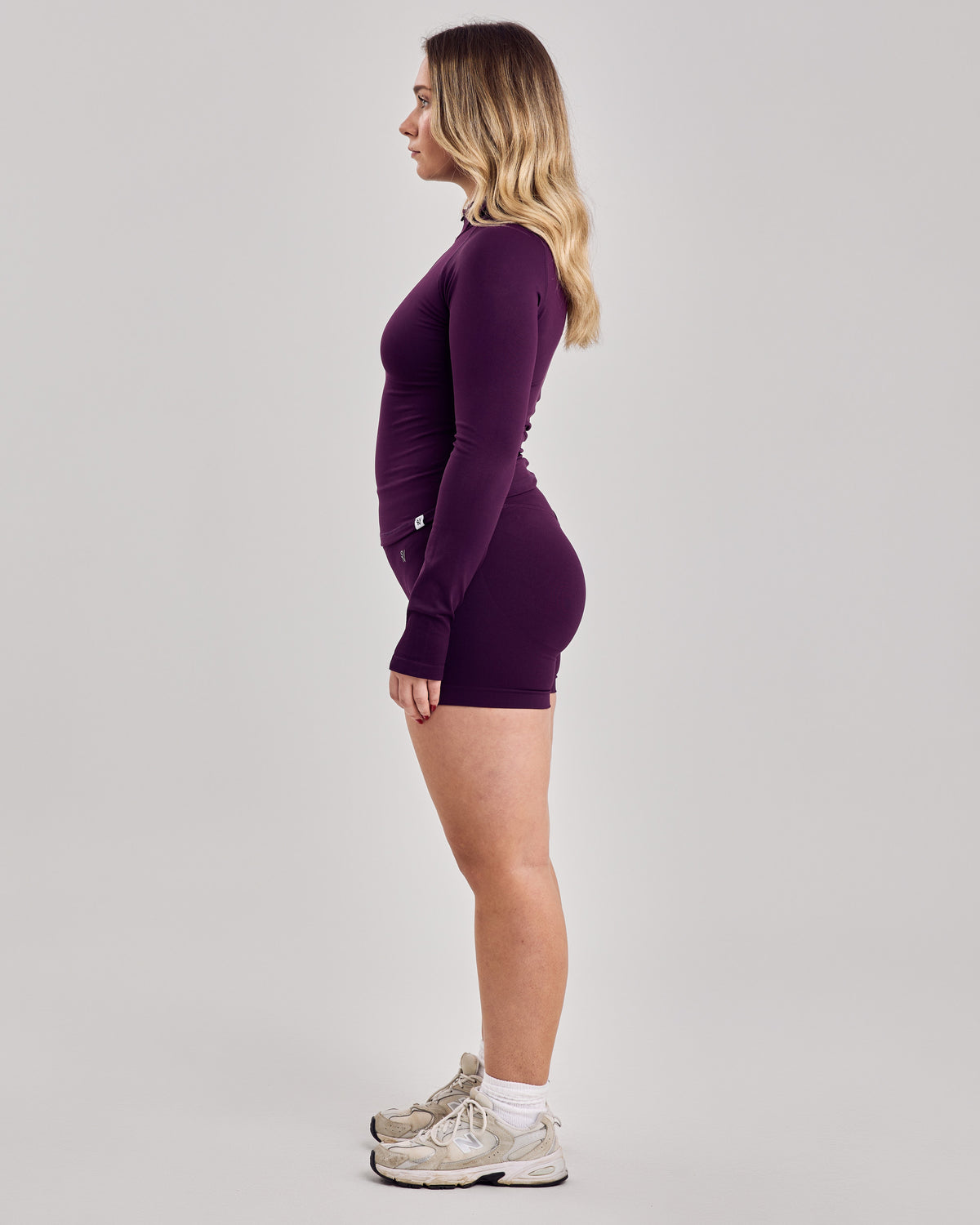 Fitted Seamless Jacket — Plum