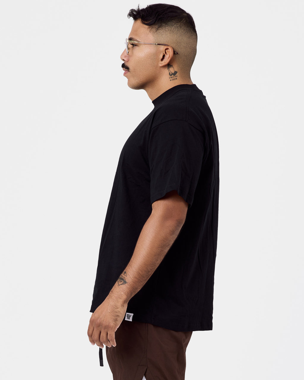 190 Essential Cotton T-Shirt — Jet Black