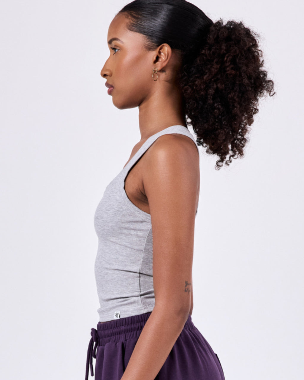 Ribbed Buttoned Tank Top — Light Gray