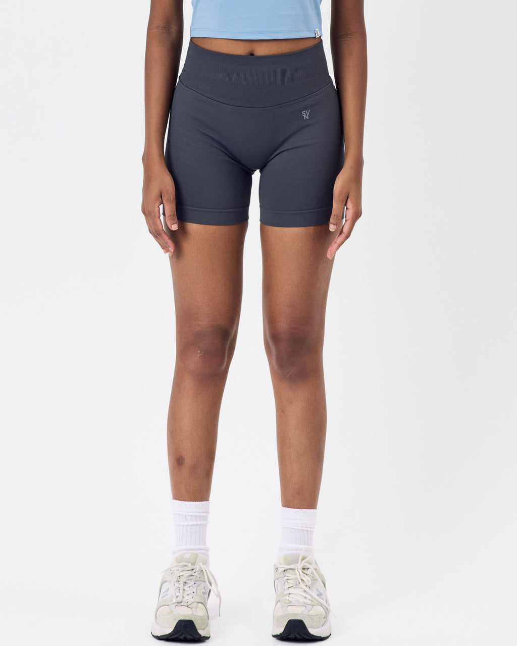 Vital Seamless Scrunch Shorts — Graphite