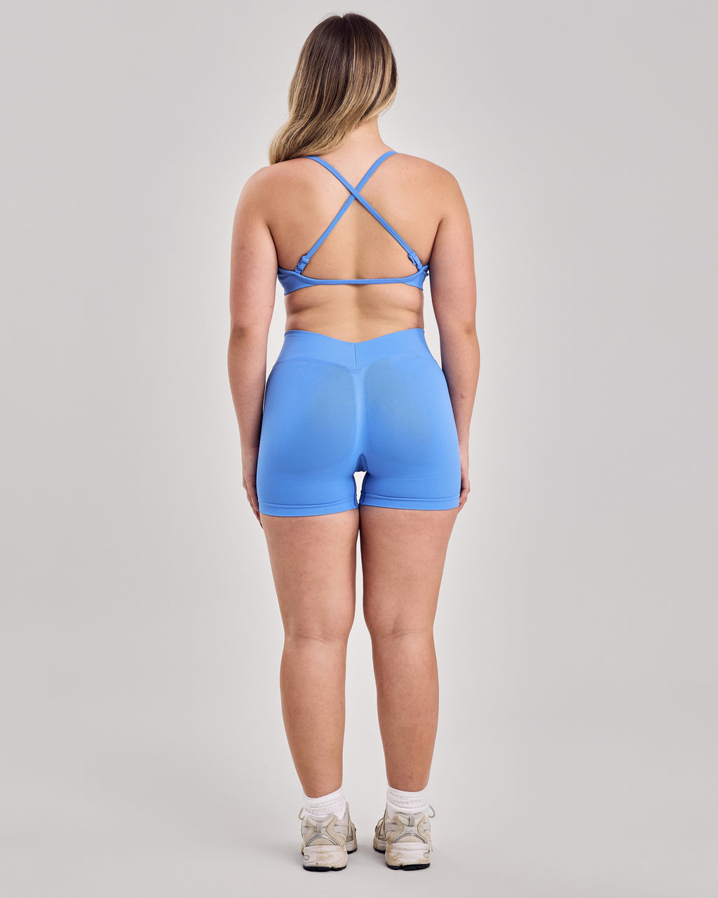 Enhance Seamless V Back Shorts — Azur Blue