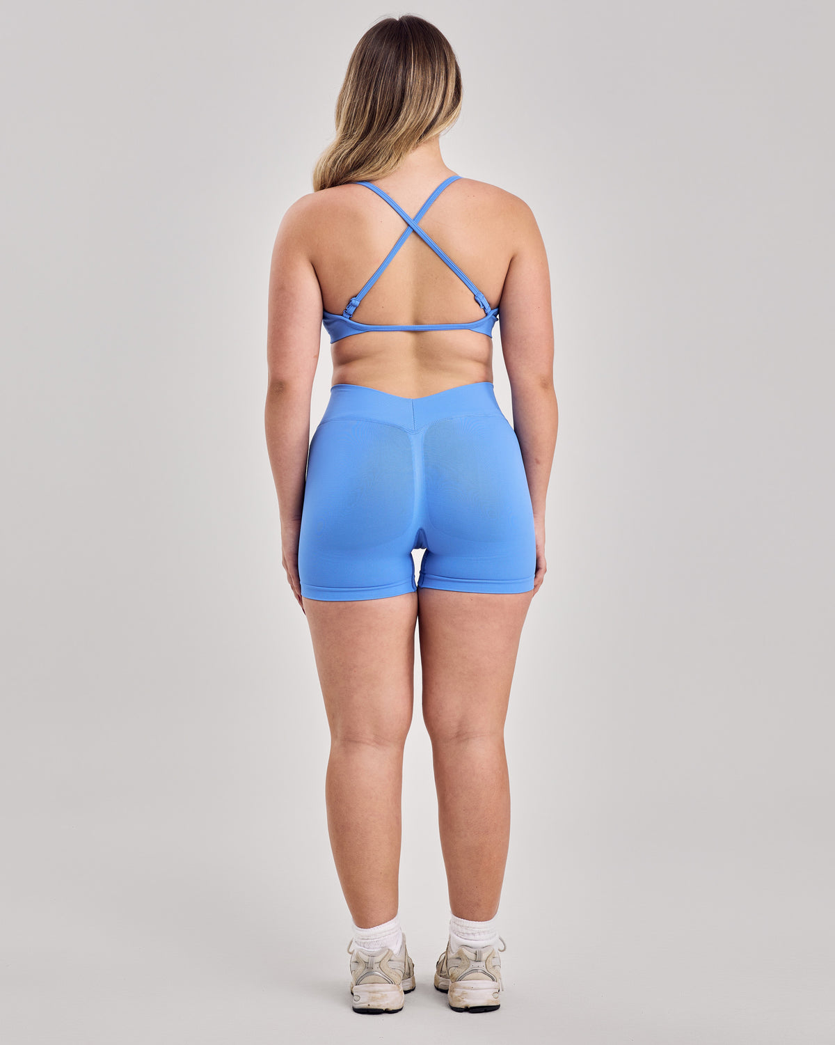 Enhance Seamless V Back Shorts — Azur Blue