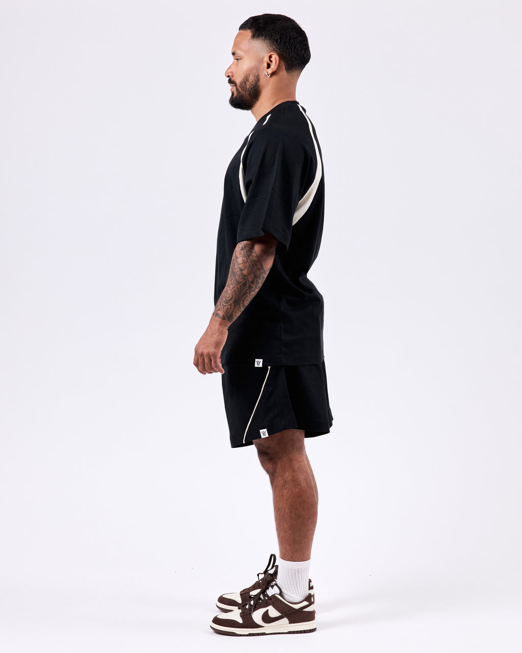 1990 T-Shirt — Jet Black