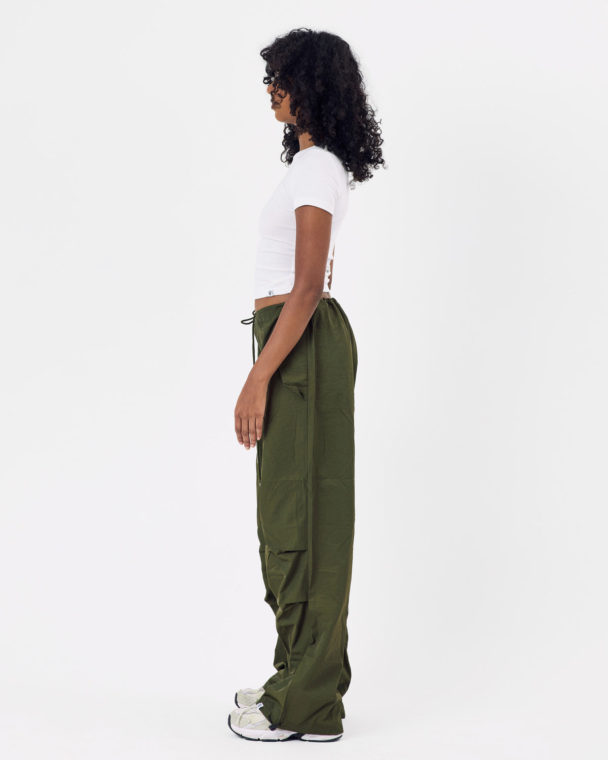 Adjustable Cargo Parachute Pants — Army Green
