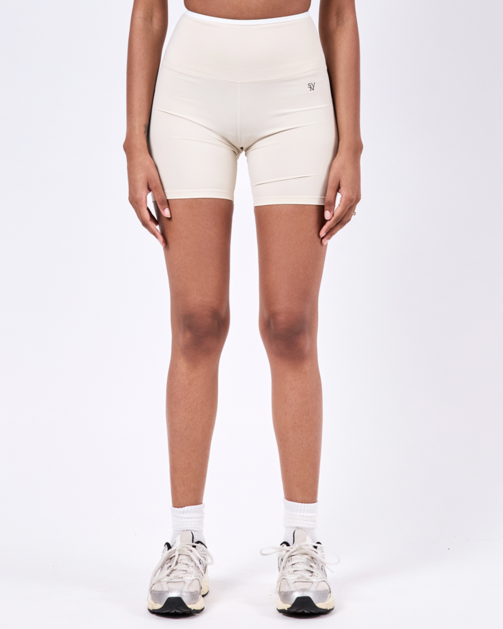 Sydney Shorts — Medusa White