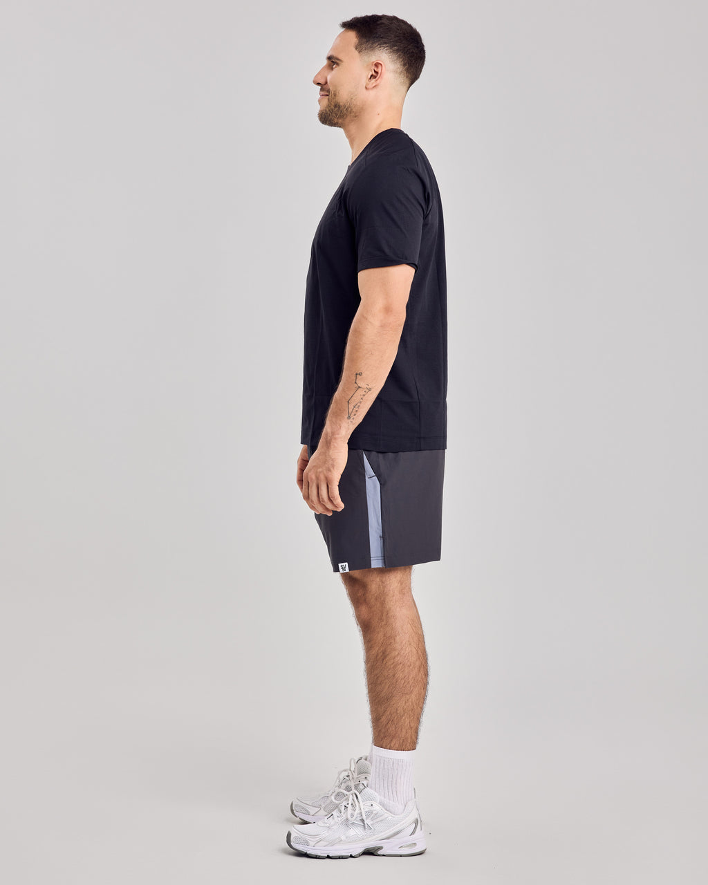 Structured Fitted T-Shirt — Jet Black