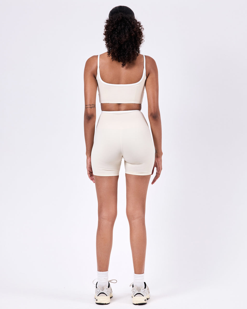 Sydney Shorts — Medusa White