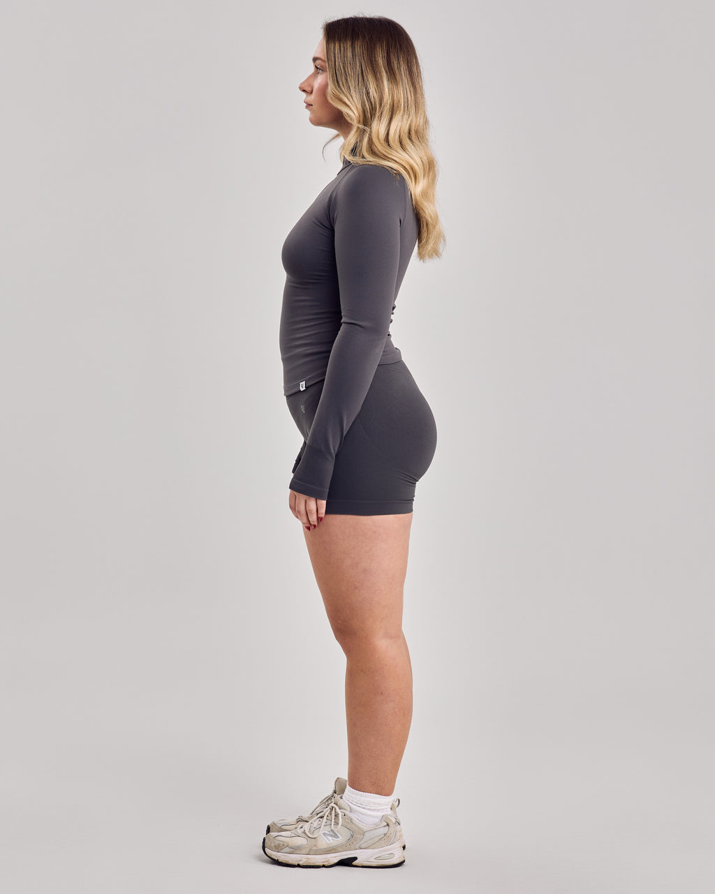Fitted Seamless Jacket — Graphite