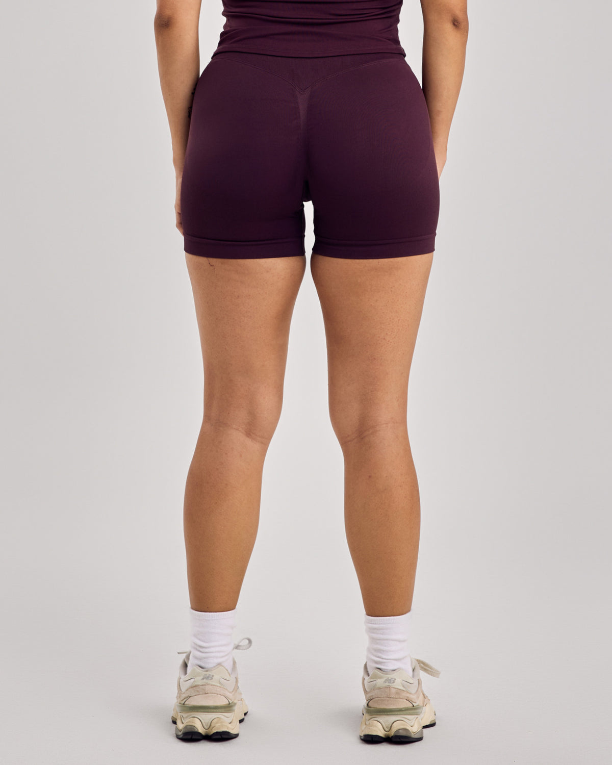 Vital Seamless Scrunch Shorts — Dark Berry