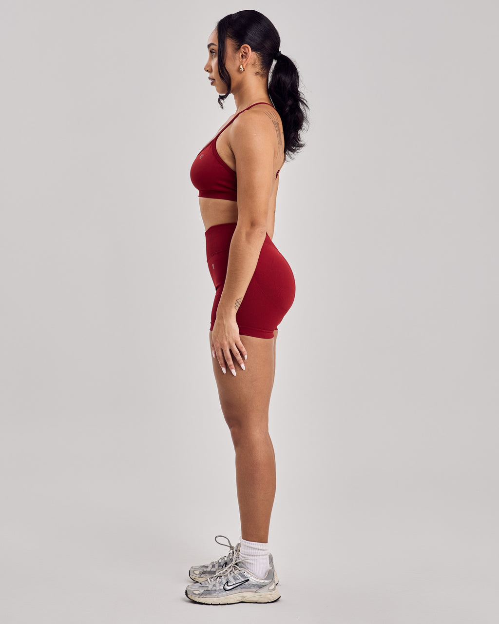 Enhance Seamless V Back Shorts — Cherry Red