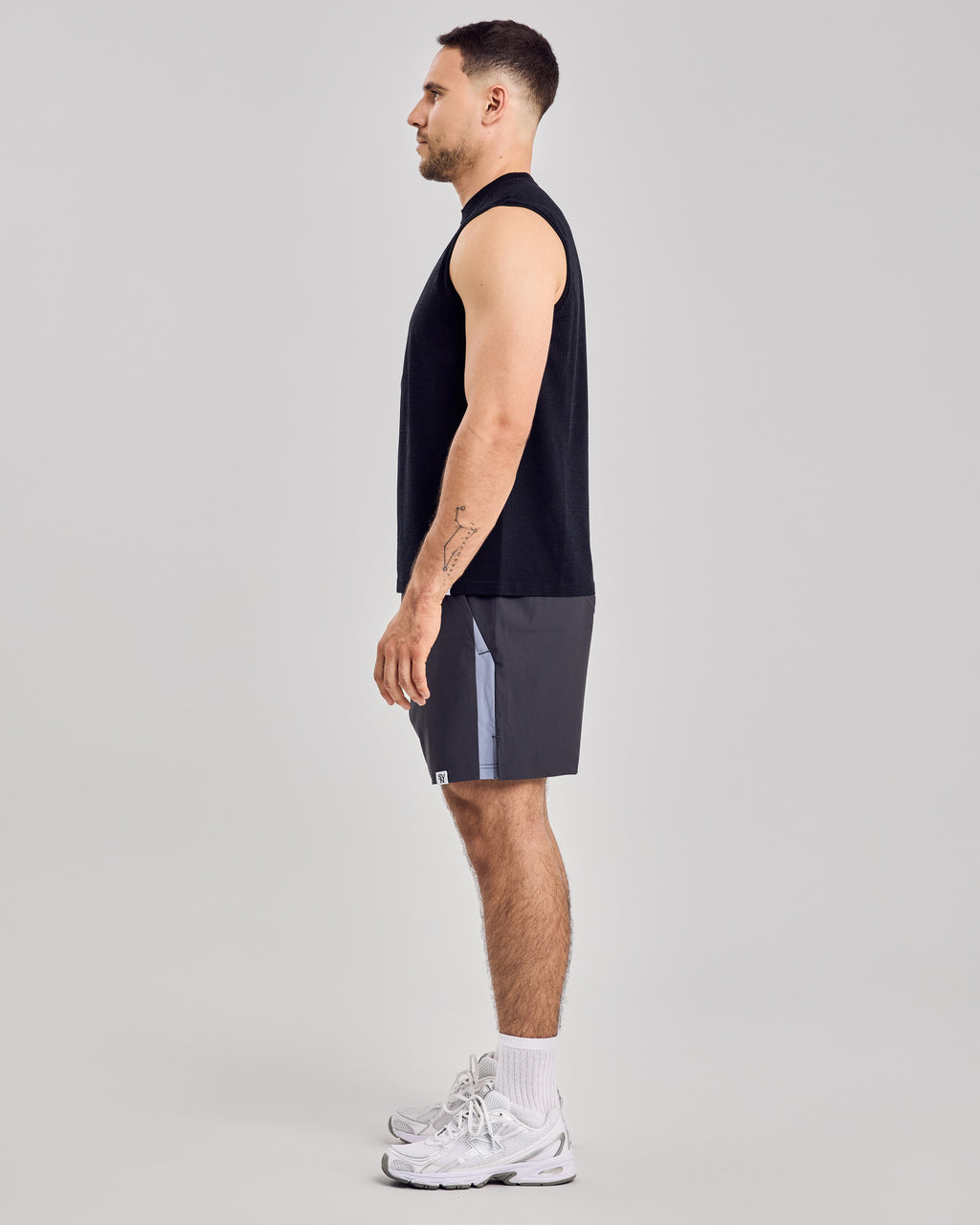 Tank Top Fitted Jersey — Jet Black