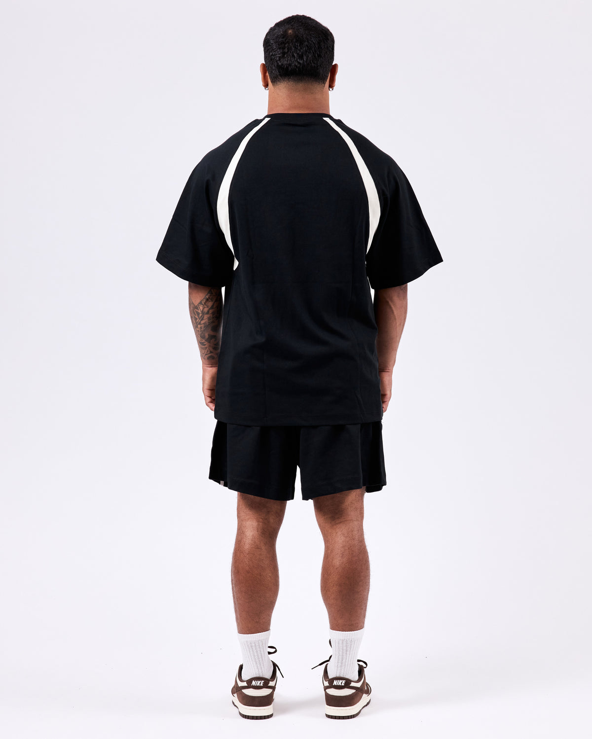 1990 T-Shirt — Jet Black