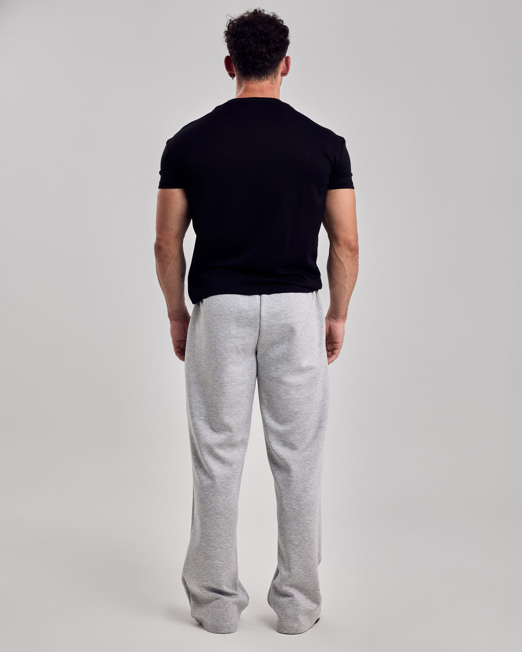 220 Structured T-Shirt — Jet Black