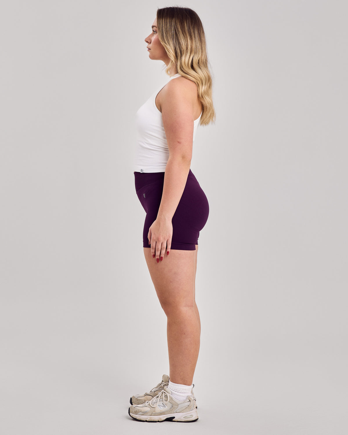 Ribbed Seamless Tank Top — Off White